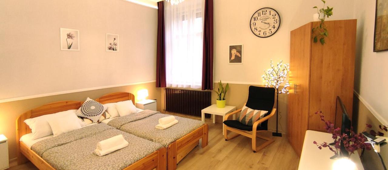 Center Apartman Szeged Exteriör bild