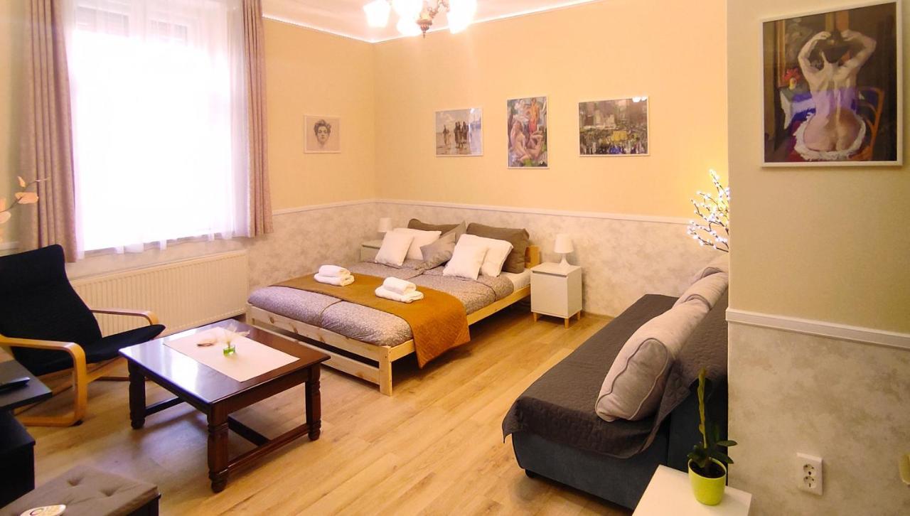 Center Apartman Szeged Exteriör bild